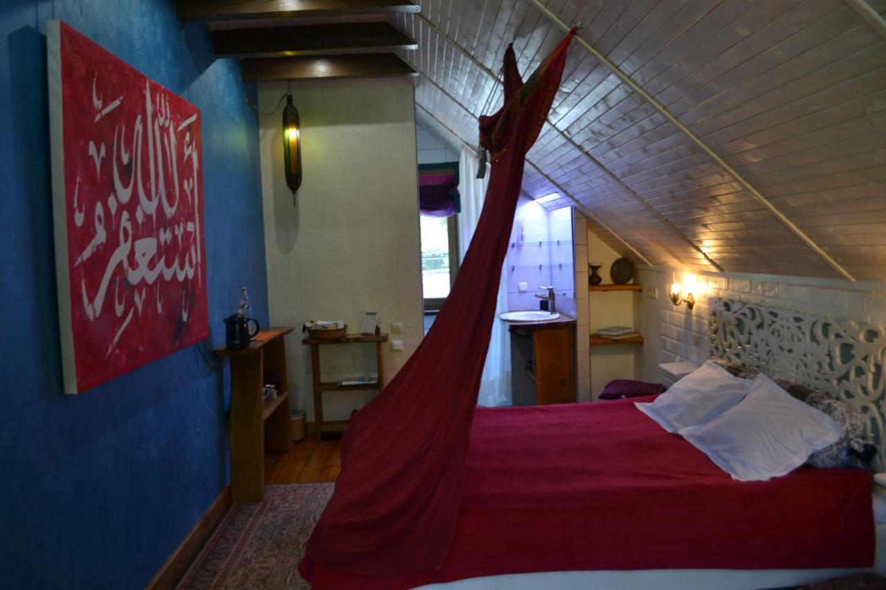 Romantic Guest House Kamjanets-Podilskyj Exteriör bild