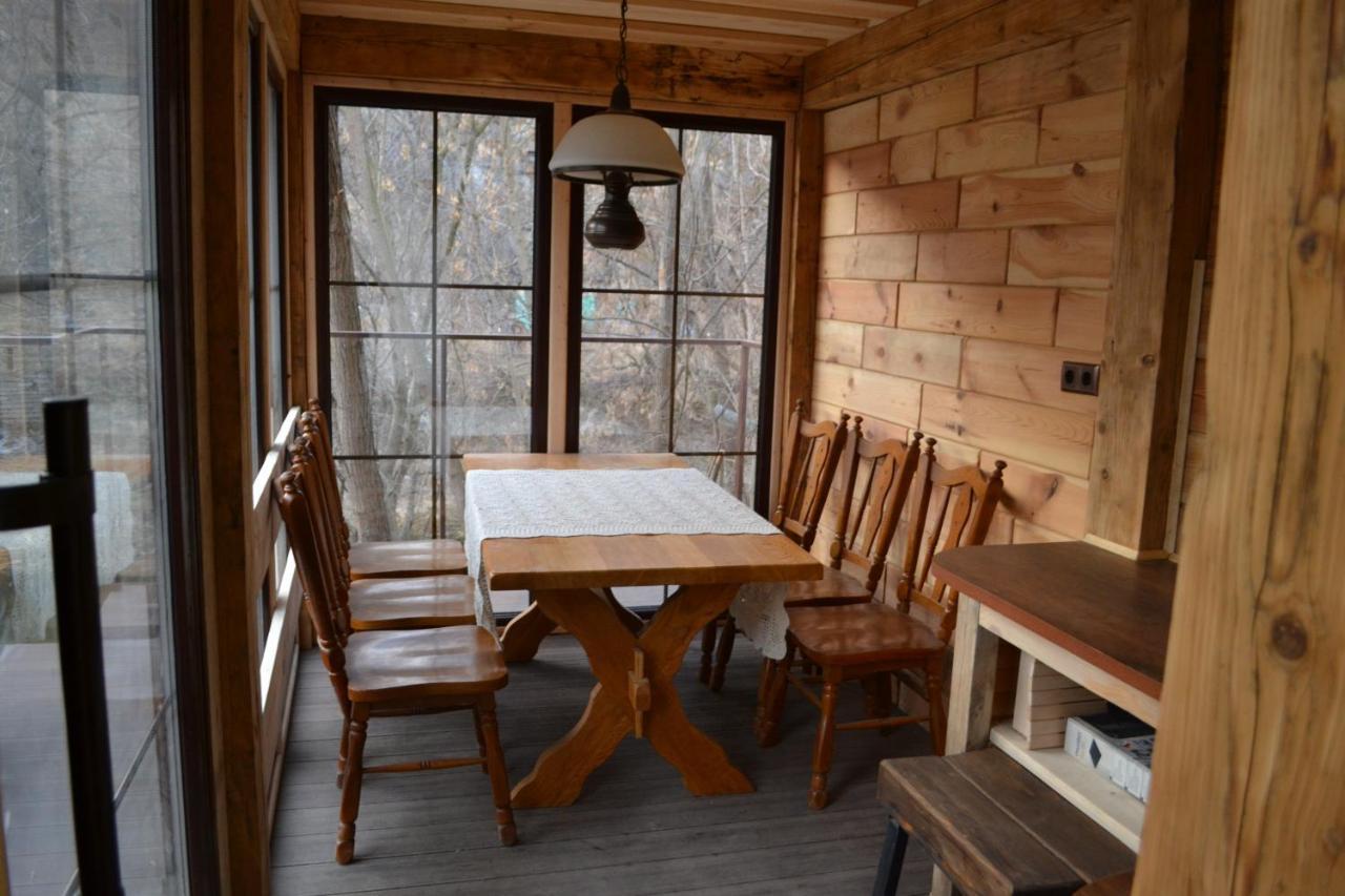 Romantic Guest House Kamjanets-Podilskyj Exteriör bild