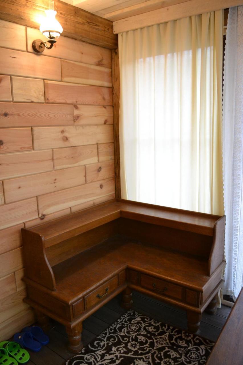 Romantic Guest House Kamjanets-Podilskyj Exteriör bild